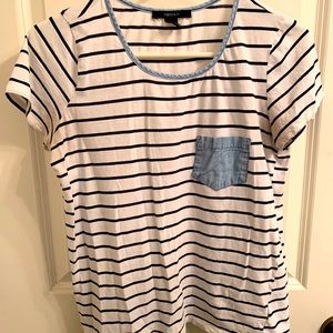 Black & White Stiper T-Shirt with Blue Pocket